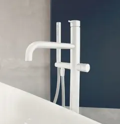 Waterevolution Flow vapaasti seisova kylpyammehana käsisuihkulla, mattavalkoinen T133BR