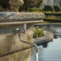 PB klassinen seinävesihana valkoisella kahvalla, kylmä vesi ja pitkä nokka, ruostumaton teräs 1208853572