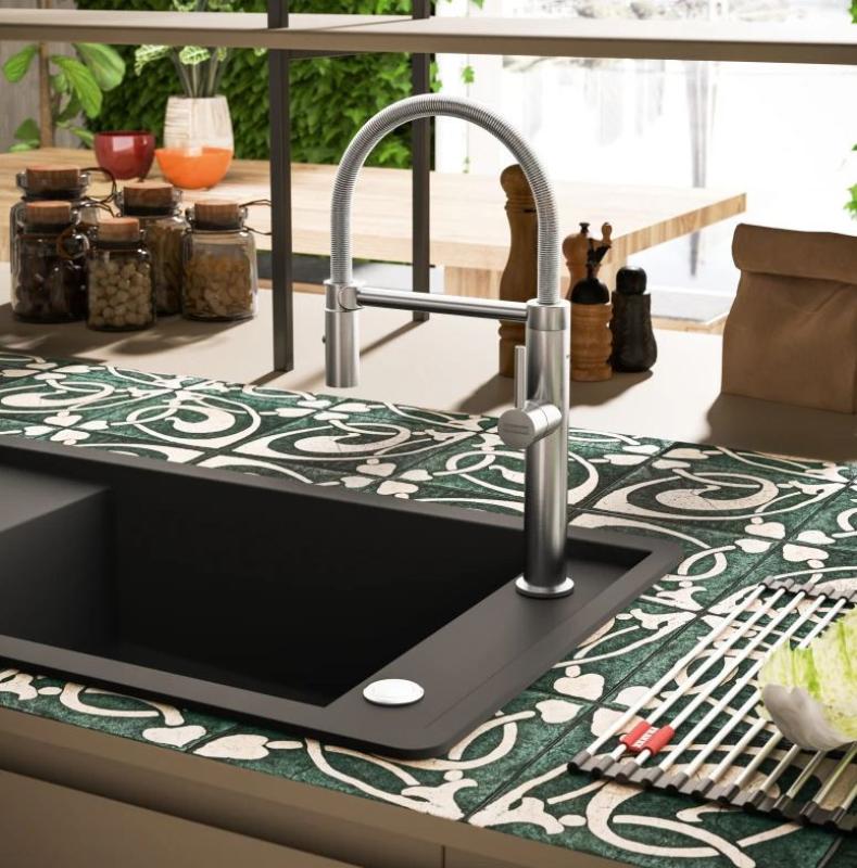 Franke Pescara Semi Pro L Keittiöhana joustavalla juoksuputkella ruostumaton teräs 115.0472.960