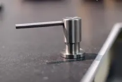 Lorreine Dender inbouw zeepdispenser roestvrij staal volledig roestvrij staal zwart mat 1208920476
