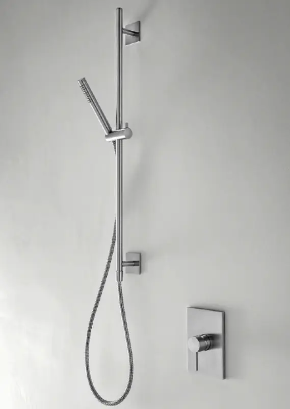 Waterevolution Flow Directional sliding shower rail with outlet, flexible and handshower black T1661PR kloon 19-02-2018 01:17:23 (kloon)