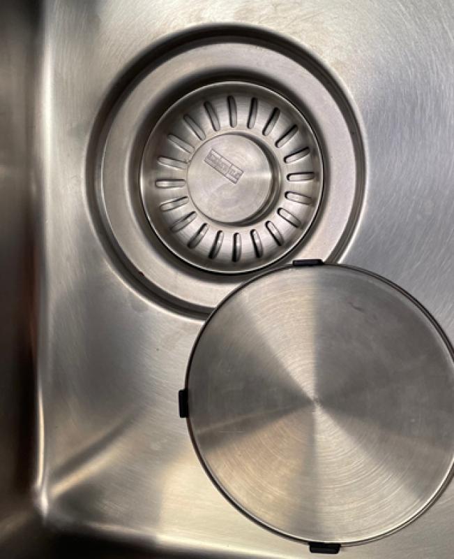 Franke Mythos MYX 210.55 ruostumattomasta teräksestä pesuallas 55x40 cm tasoasu 127.0638.277