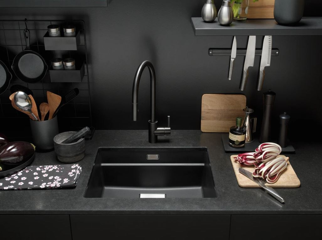 Franke Kitchen tap Eos Neo with spout pull-out spray head brushed black 115.0613.671 - Productafbeelding 3