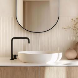 Waterevolution Flow 2-aukoinen pesuallashana korkea juoksuputki 222 matta musta T122HPR