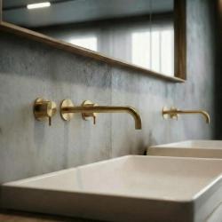 Waterevolution Flow 3-reikäinen upotettava pesuallashana, harjattu messinki, ulostulo 21 cm T1163FLE-21