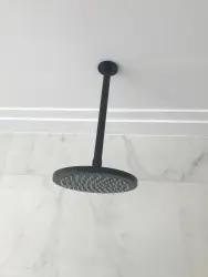 Waterevolution Flow sadesuihku 250 mm kattokiinnityksellä, täysin ruostumatonta terästä