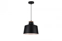 Decor Margus matta musta metallinen riippuvalaisin, jossa on puinen lisäosa 2911