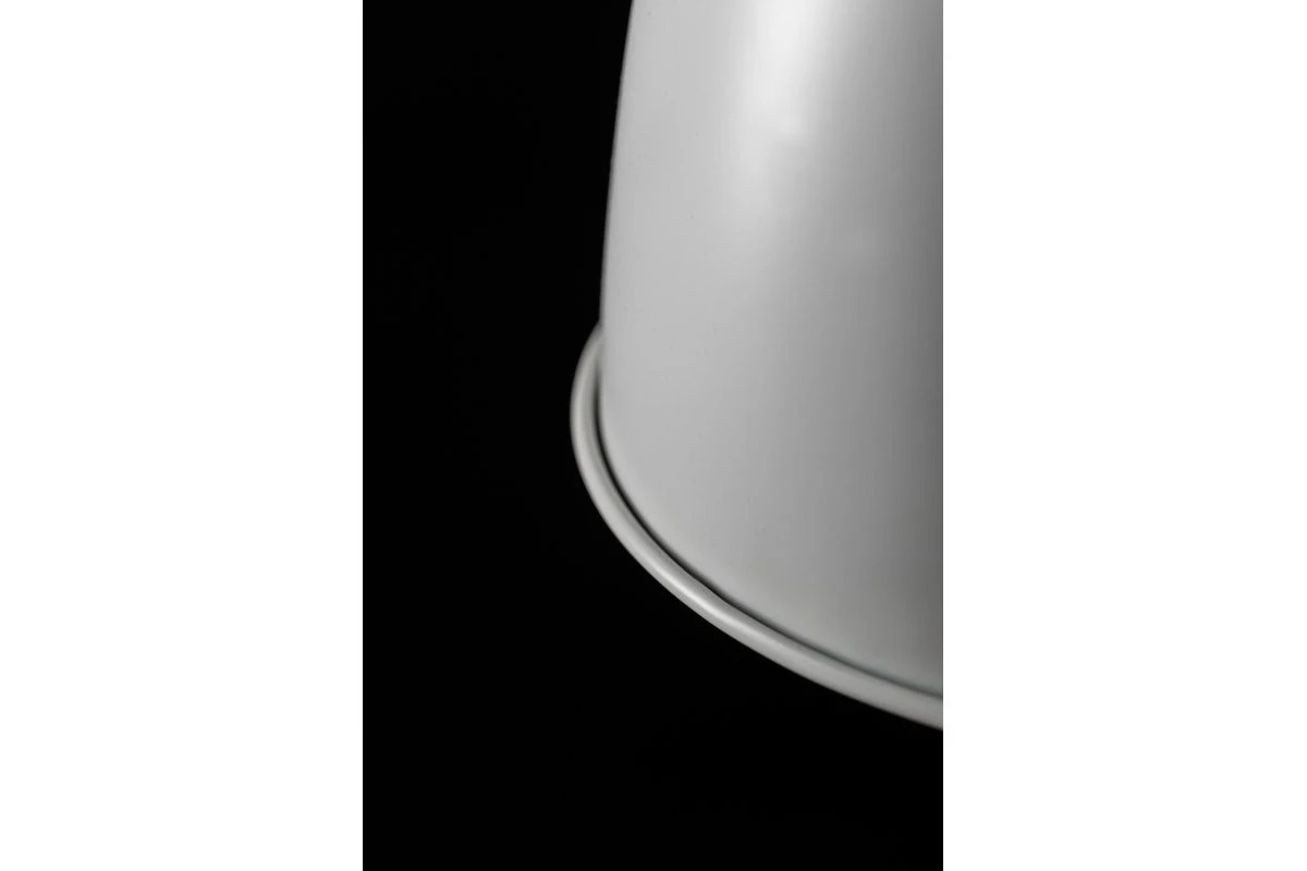 Decor Noor elegante witte hanglamp met koperen element 6934

Decor Noor tyylikäs valkoinen riippuvalaisin kuparielementillä 6934 - Productafbeelding 4