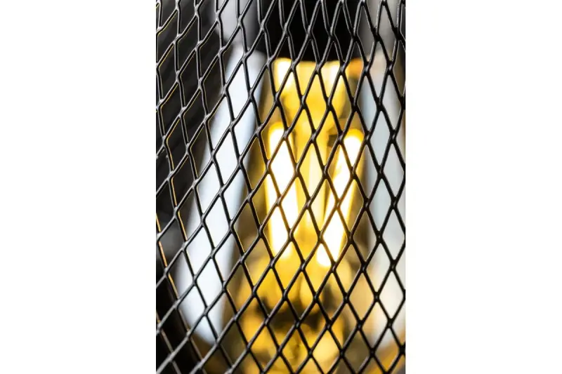 Decor Xalis riippuvalaisin mustalla lankavarjostimella ja metallireunalla halkaisija 18,5 cm 7320