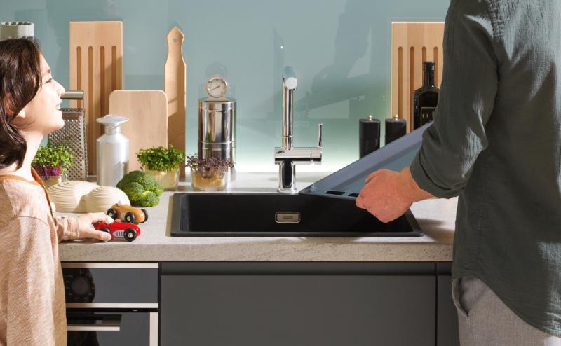 Franke Maris MRG 110-72 Fragranite musta versio mattamusta alusallas