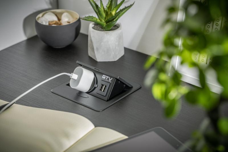 AVARO ulosvedettävä pistorasia 1208958669