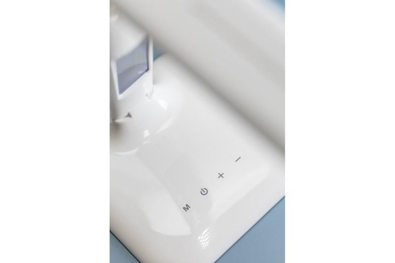 Deco Pöytälamppu GALACTIC LED 5W 240lm AC220-240V 50/60Hz vaihdettavat värit (3000K 4000K 6000K) kalenteri herätyskello lämpömittari valkoinen kotelo. 1208962484