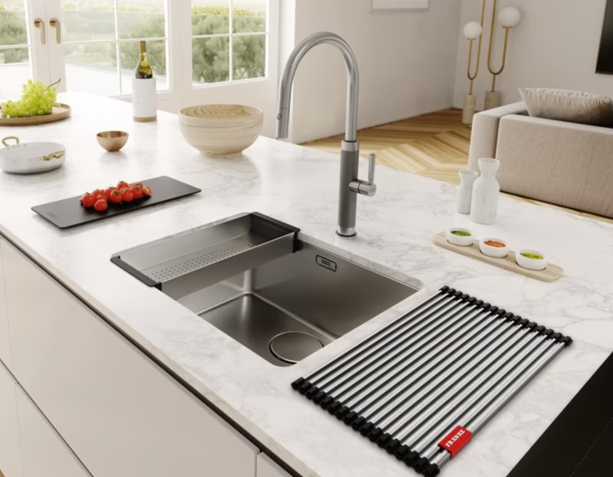 Franke Mythos Masterpiece Kitchen Faucet Stainless Steel with J-Spout and Pull-Out Spray Head - 115.0711.554 - Productafbeelding 6