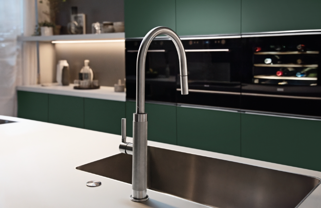 Franke Mythos Masterpiece Kitchen Faucet Stainless Steel with J-Spout and Pull-Out Spray Head - 115.0711.554 - Productafbeelding 7