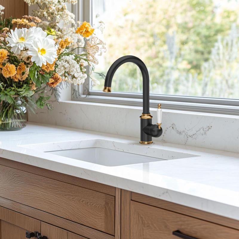 Quadri Worksop Klassinen Nostalginen Musta keittiöhana PVD-kultapinnoitteella ja keraamisella kahvalla 1208967725