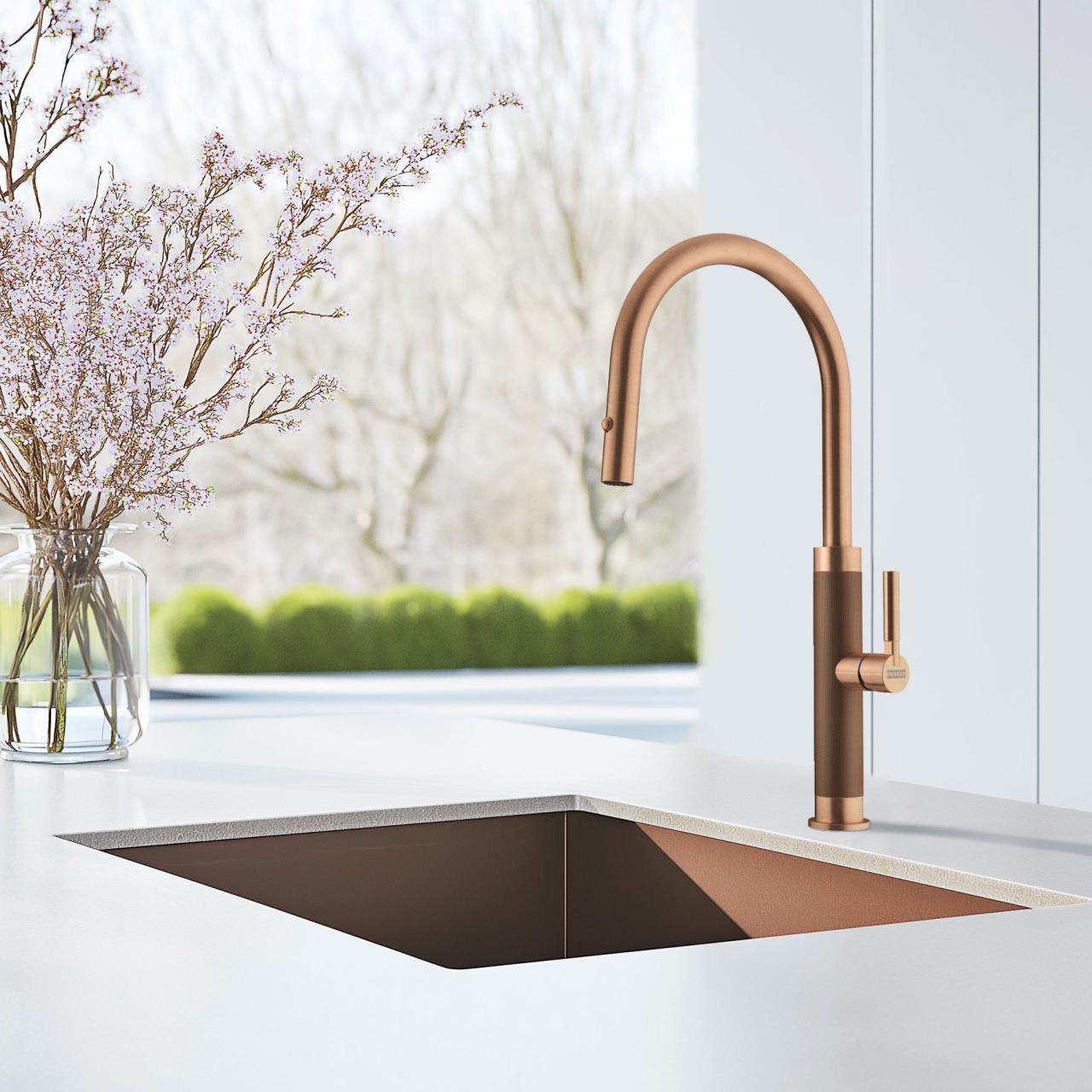Franke Mythos Masterpiece Kitchen Faucet Copper with J-Spout and Pull-Out Spray - 115.0711.557 - Productafbeelding 2