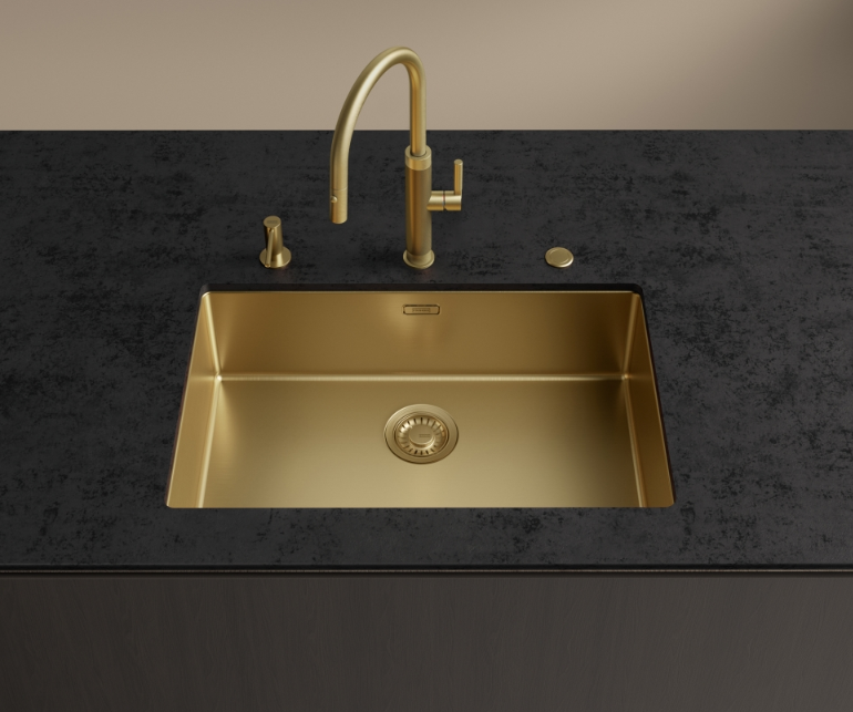 Franke Mythos Masterpiece Kitchen Faucet Gold with J-Spout and Pull-Out Spray - 115.0711.558 - Productafbeelding 8