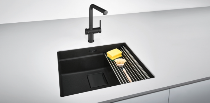 Franke Active Twist Single-Lever Mixer Tap Black with Fixed Spout and Integrated Waste Control 115.0669.768