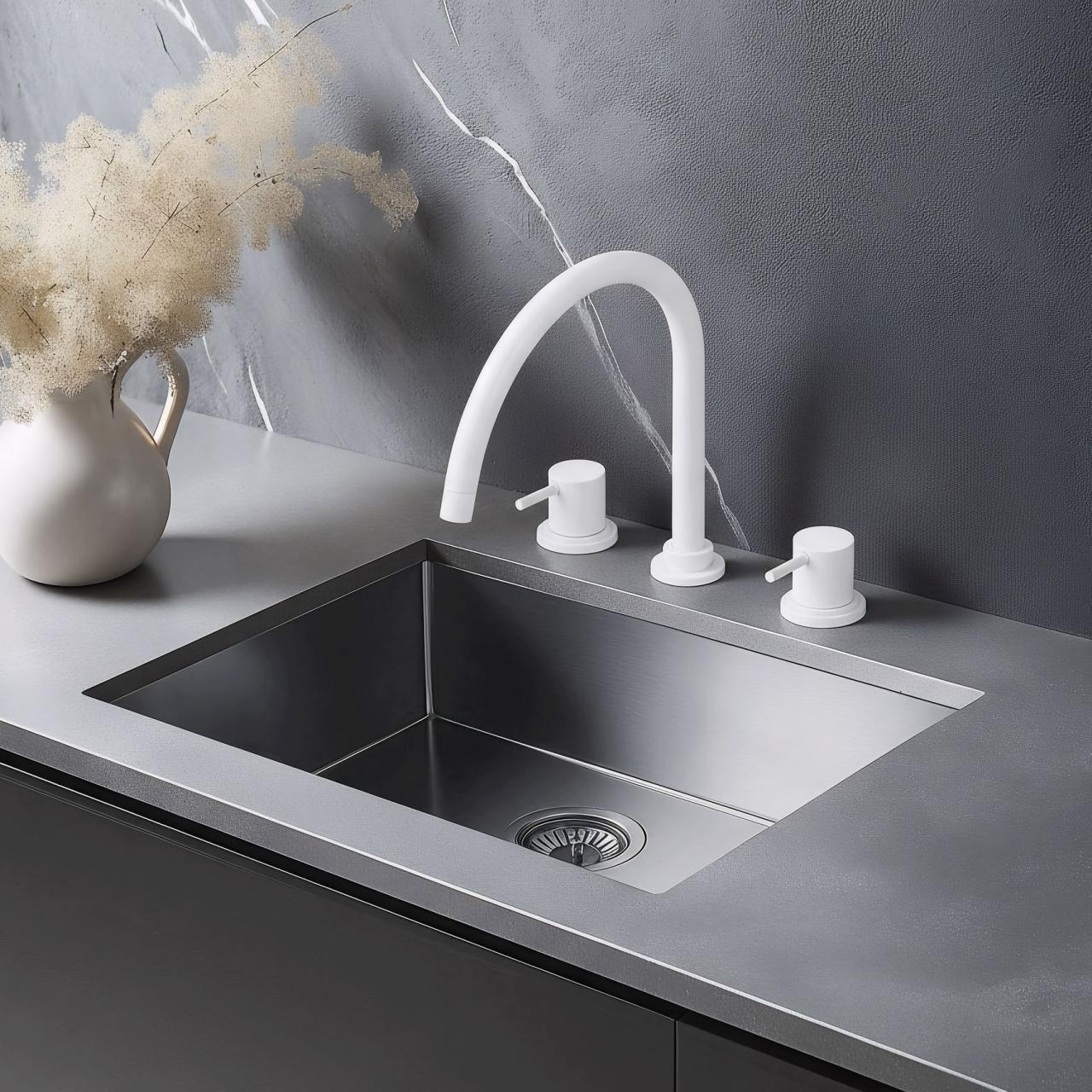 Waterevolution Flow 3-hole kitchen mixer tap with swivel spout and filtered water connection white T152UBR - Productafbeelding 2