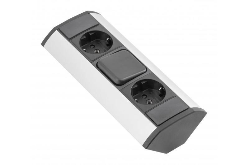 MINI kulmapidennys, jossa kytkin ja 2 schuko-pistorasiaa 230 V 16 A