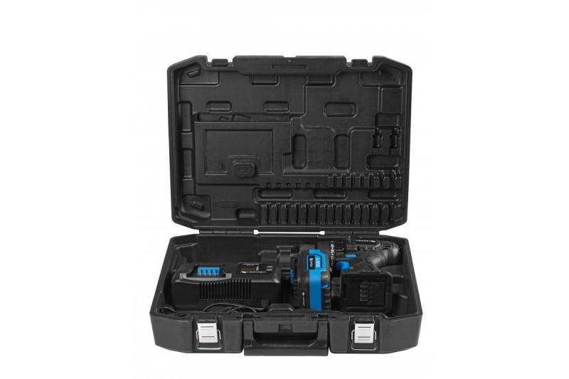 HÖGERT 18V akkuruuvinväännin, setti akun, laturin, bittipidikkeen ja poralajitelman kanssa.