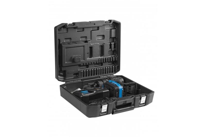 HÖGERT 18V akkuruuvinväännin, setti akun, laturin, bittipidikkeen ja poralajitelman kanssa.