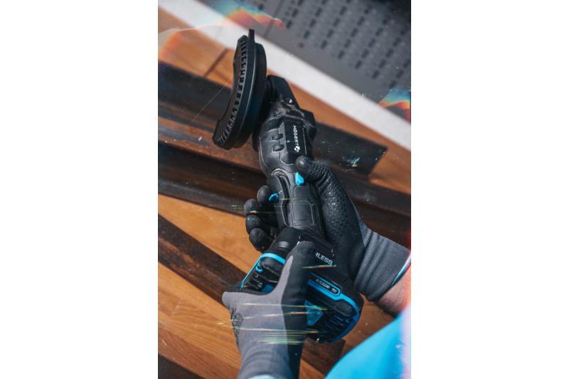 HÖGERT Langaton kulmahiomakone pedaalikytkimellä, 125MM, 18V, sarja, jossa akku, laturi, lisävarusteet