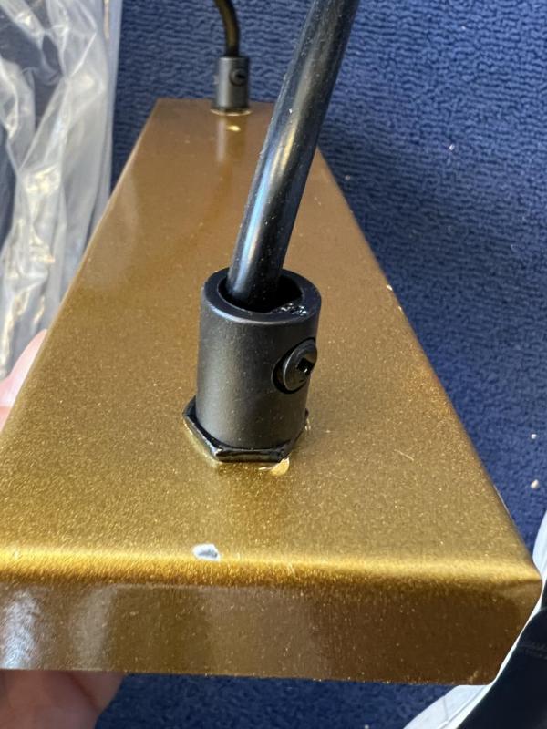 OUTLET Kehys Vaurioitunut Koriste Avelin-riippuvalaisin kultaisella suorakaiteen muotoisella kehyksellä, leveys 80 cm 2287