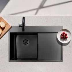 Pure.Sink Exclusivo Gun Metal -tiskiallas, jossa on tippuva osa, 78x52 cm, Tapwing vasemmalla, PEX4078LT-61