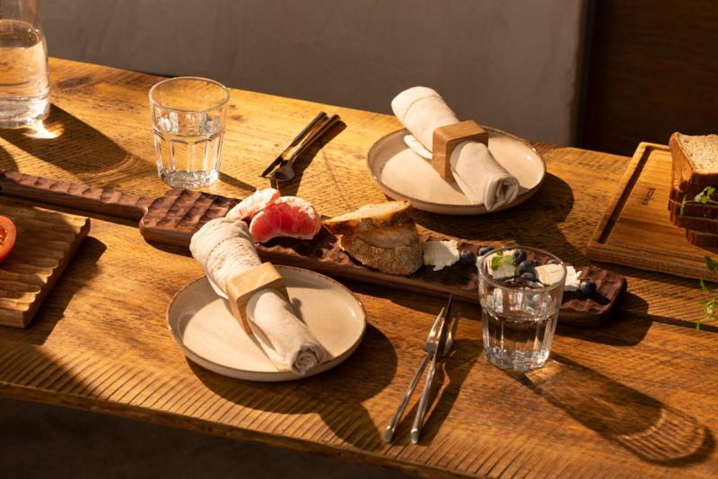 Woodsea Dunes Walnut - Saksanpähkinäpuinen Tarjoilulauta 70x10cm 1208971549