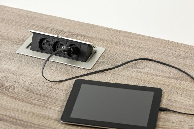 SOFT ulosvedettävä pistorasia, virtajohto 1,5 m