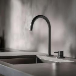 Pure.Sink Luxion 2-reikäinen Gun metal -keittiöhanan pyöreä juoksuputki PLX2HR-61