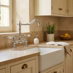 Aquanello Heritage Manor Klassinen keittiö Nostalginen silta Keittiöhanat Kromi ja valkoinen vipu CR-0010-HM