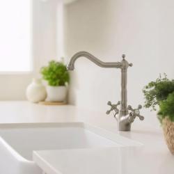 Aquanello Heritage Ascot Klassinen keittiö Nostalginen keittiöhanan ruostumaton teräs, kulmikas juoksuputki NB-4002-HA